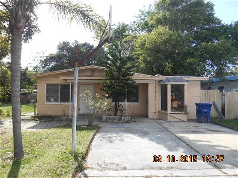 1st image of 9318 N 18th St
