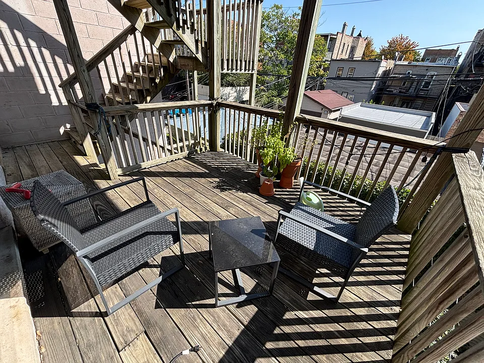 Private back deck