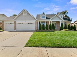16752 Stanford Place Dr, Florissant, MO