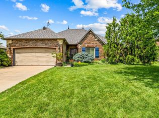 701 E Bayshore Dr, Ozark, MO 65721