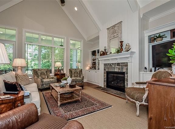5th image of 106 Brick Kiln Way
