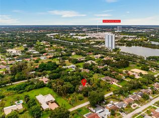 12180 NW 28th Ct, Plantation, FL 33323