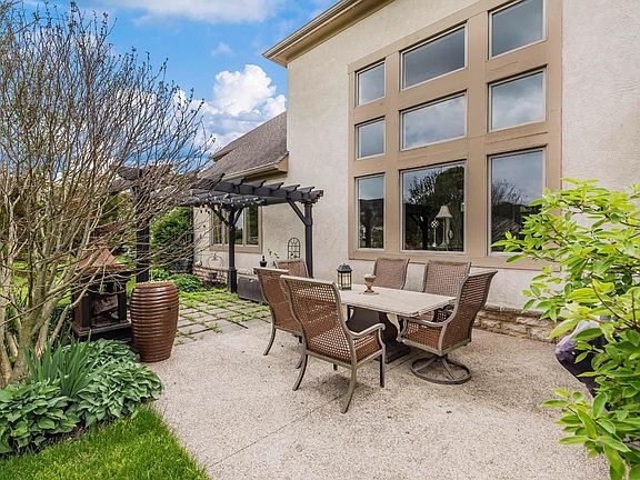 5th image of 6716 Ballantrae Pl