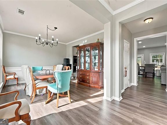 5th image of 855 Tibwin Pl