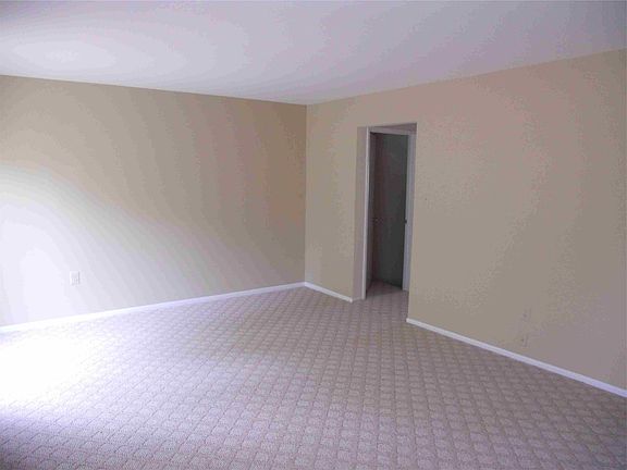 4th image of 10362 Granite Creek Ln