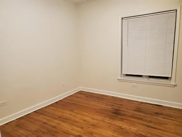 114 N Hamlin Ave. — Photo 8