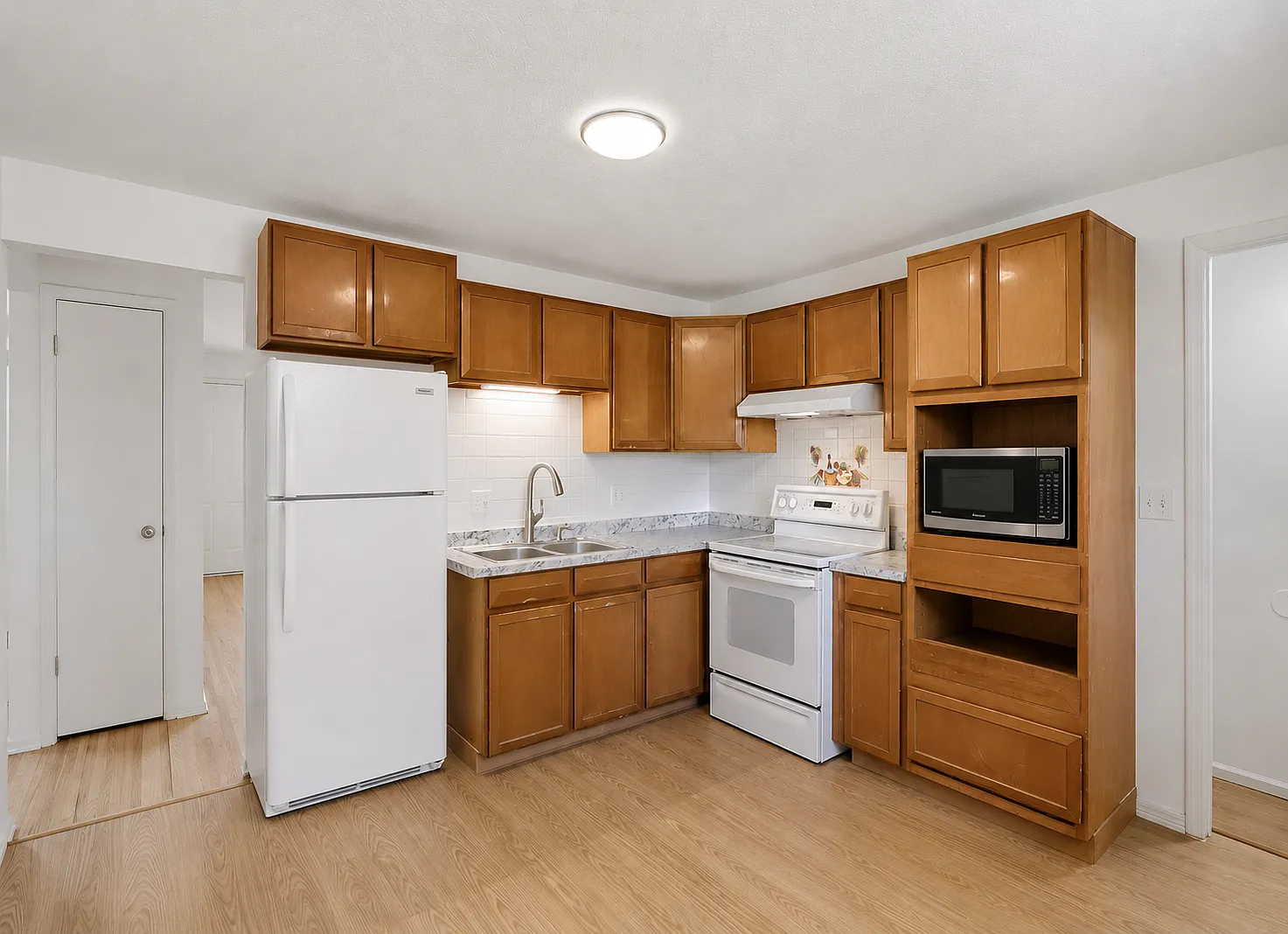 4 bed, 1749 sqft, $2,650 — Photo 4