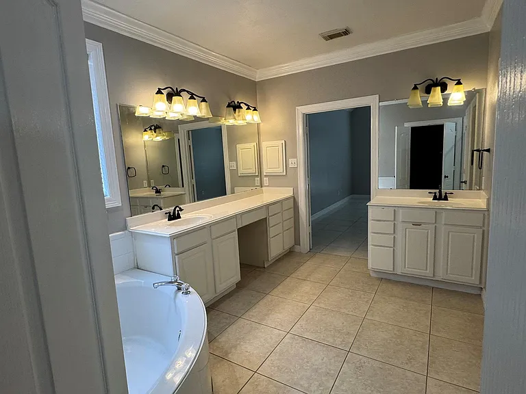 15314 Carsen Bend Dr — Photo 16