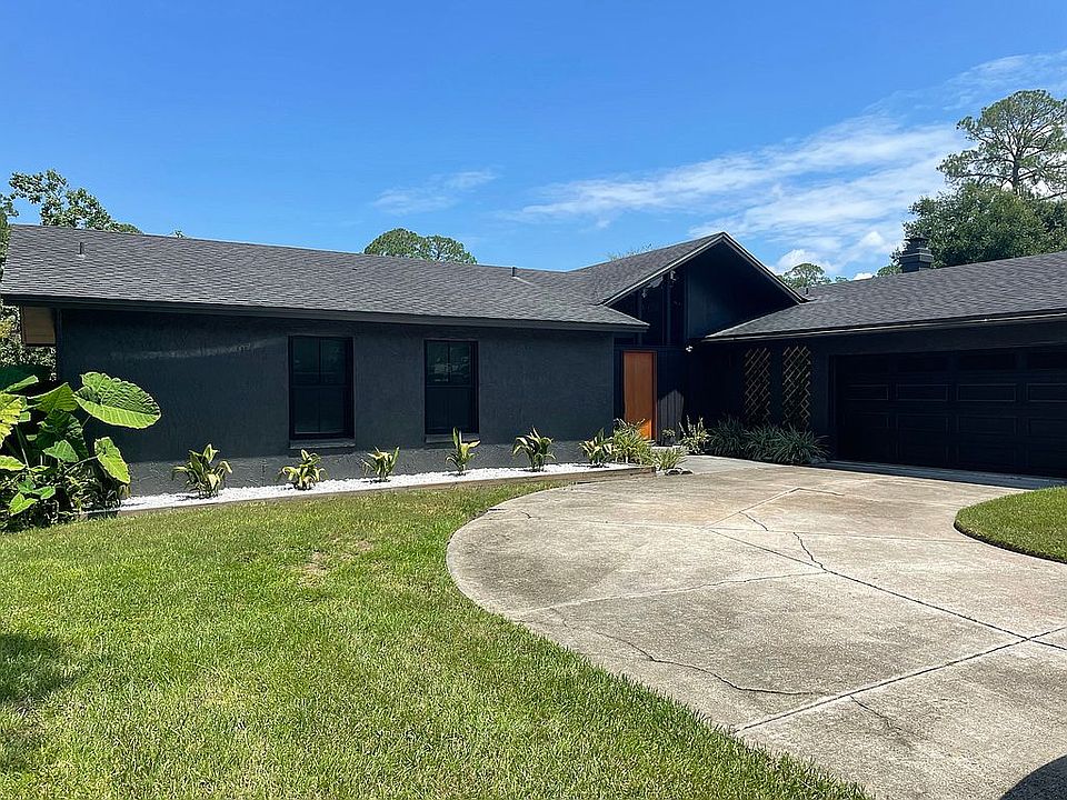 2nd image of 3025 Beauclerc Oaks Dr S