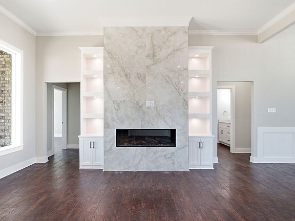 5th image of 247 Wild Rye Rd