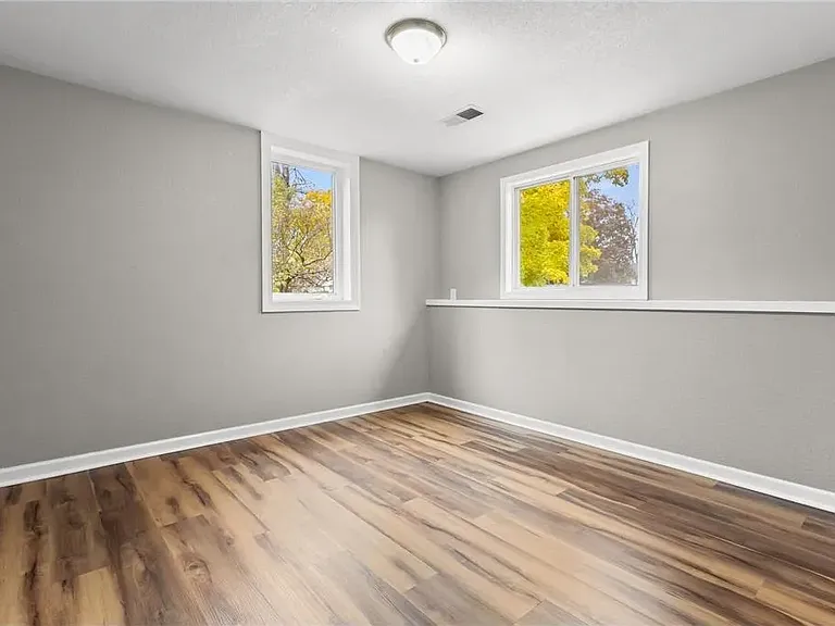 16546 Foliage Ave — Photo 13