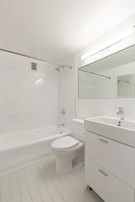 Rented by Stonehenge NYC LLC | media 17