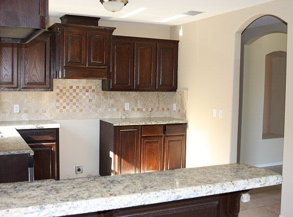4th image of 1520 Kokopelli Dr