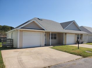 817 S Greenwood Dr, Joplin, MO 64801