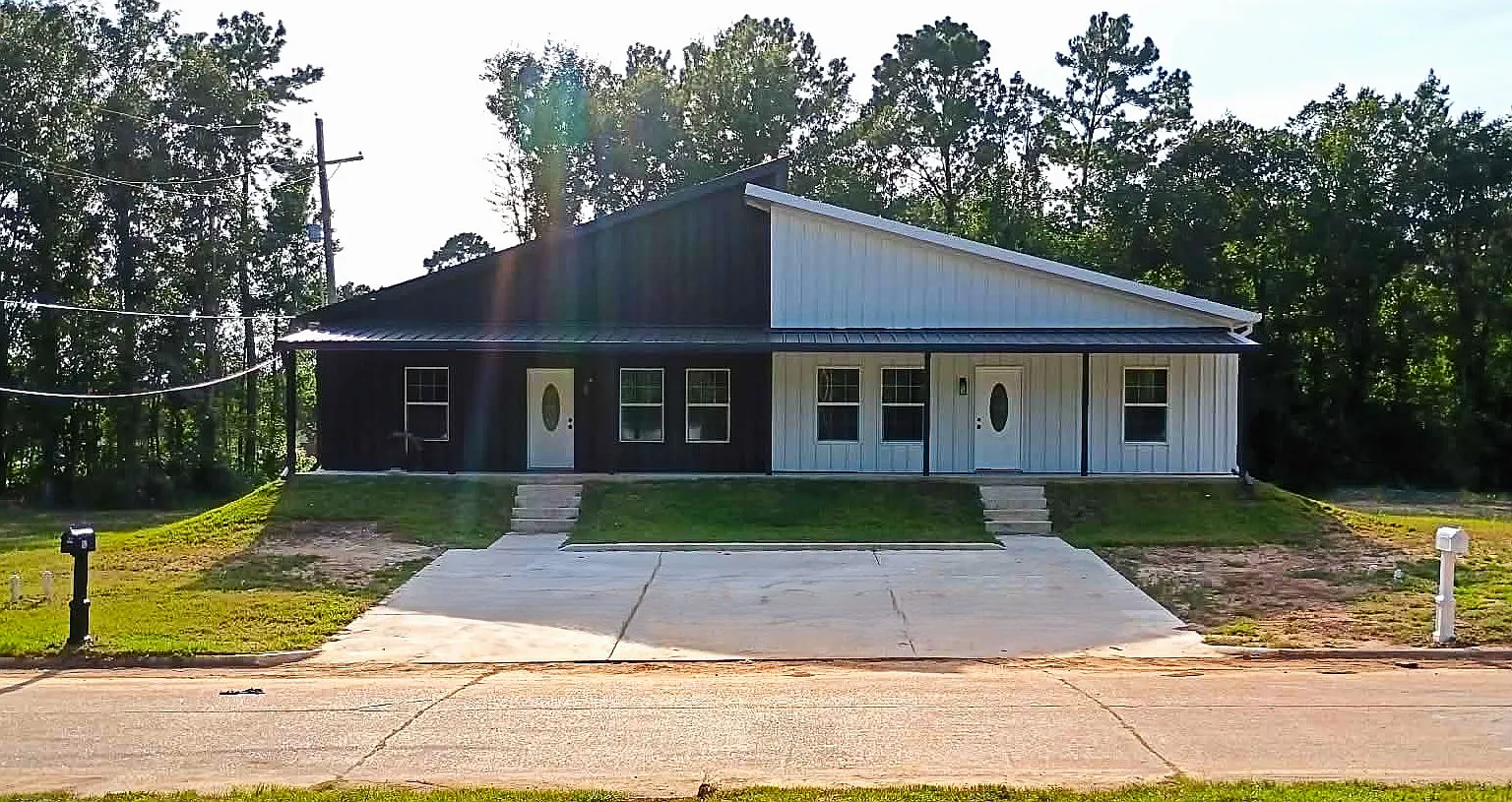 3 bed, 1200 sqft, $1,750 — Photo 1