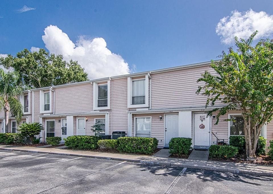 1st image of 11917 Cypress Hill Cir