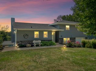3110 Ideal Ln, Dubuque, IA 52001