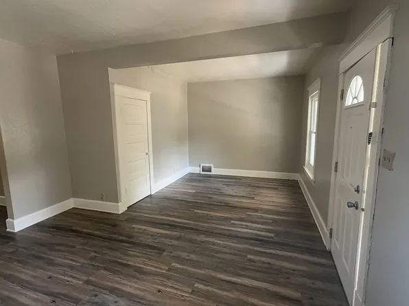 247 E Pearl St, Toledo, OH 43608