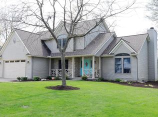 390 Thomas Alva Dr, Vermilion, OH 44089