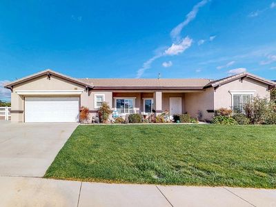 1040 Calderon Way, Banning, CA, 92220