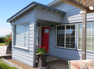 1902 NW Canoe St, Waldport, OR