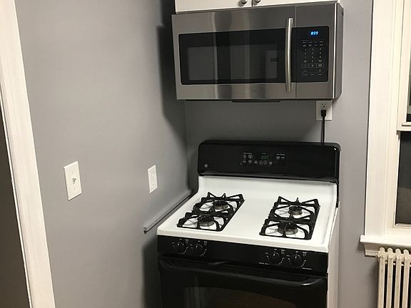 4th image of 209 W Park Pl