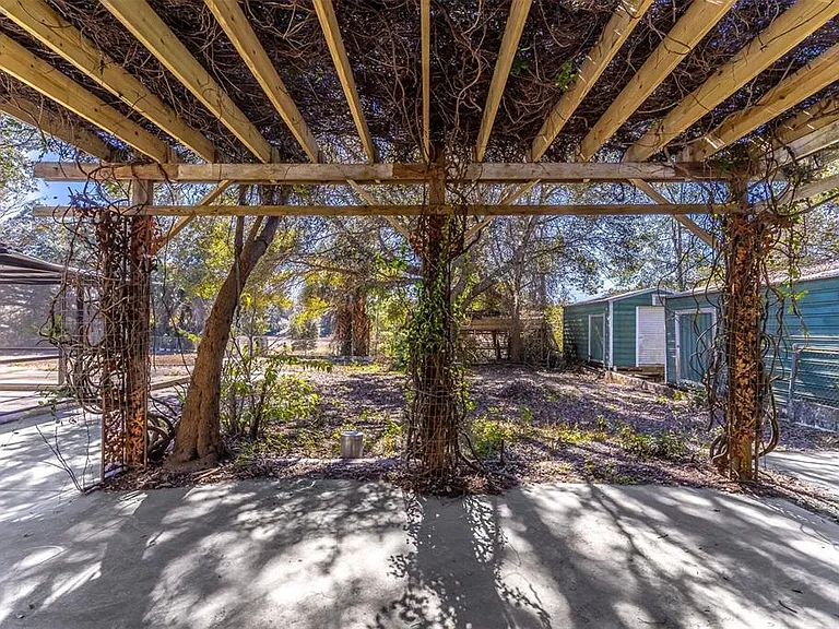 16880 SE 63rd Ln — Photo 48