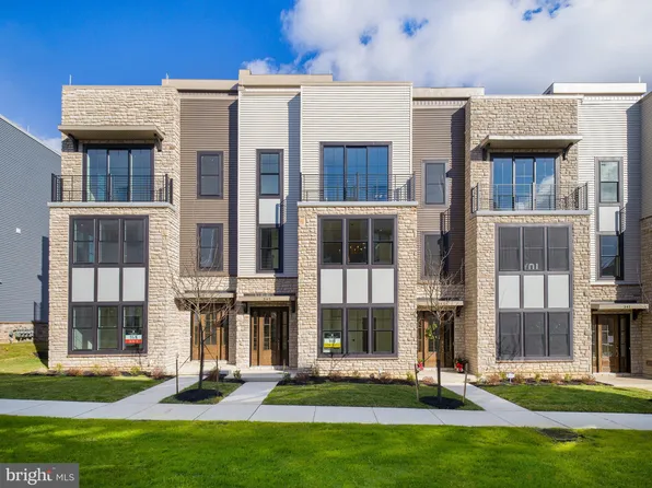 345 Horseshoe Trl #16B, Newtown Square, PA 19073