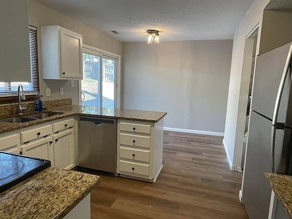 4th image of 313 Indigo Dr