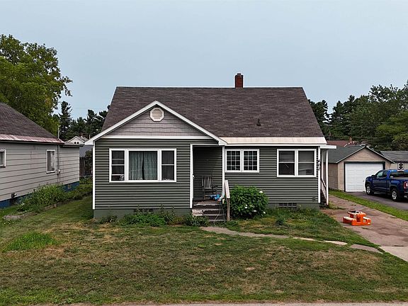 2nd image of 402 Nicholas Ave