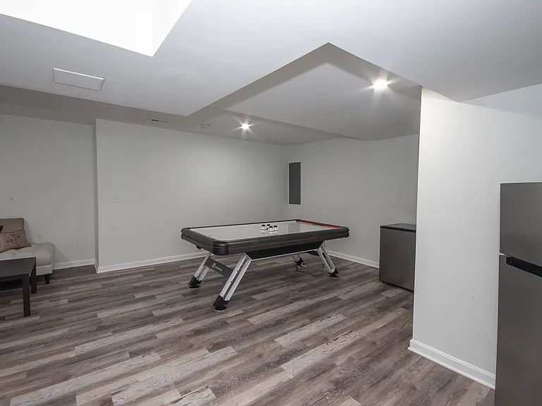225 Brafferton Blvd #BASEMENT — Photo 8