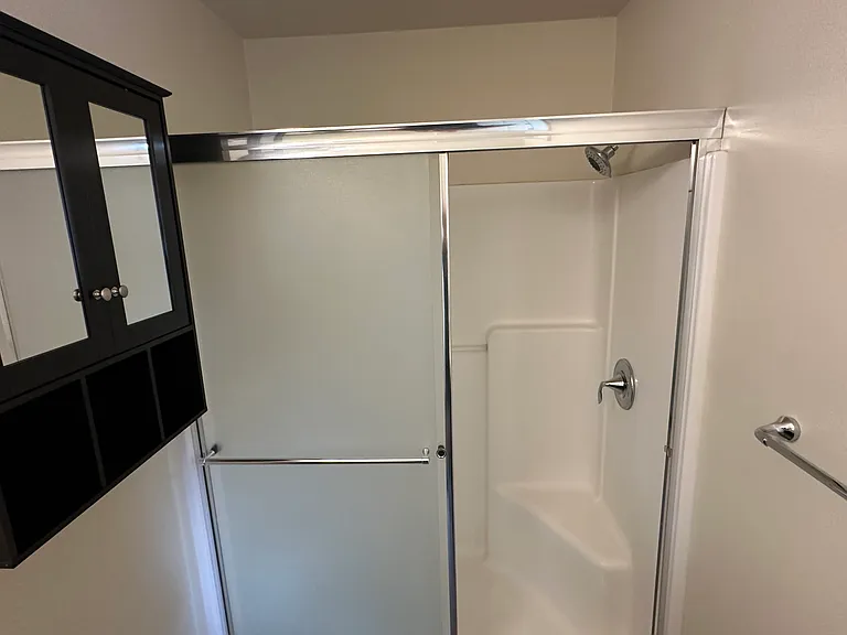 837 NE Wheelock Pl — Photo 15