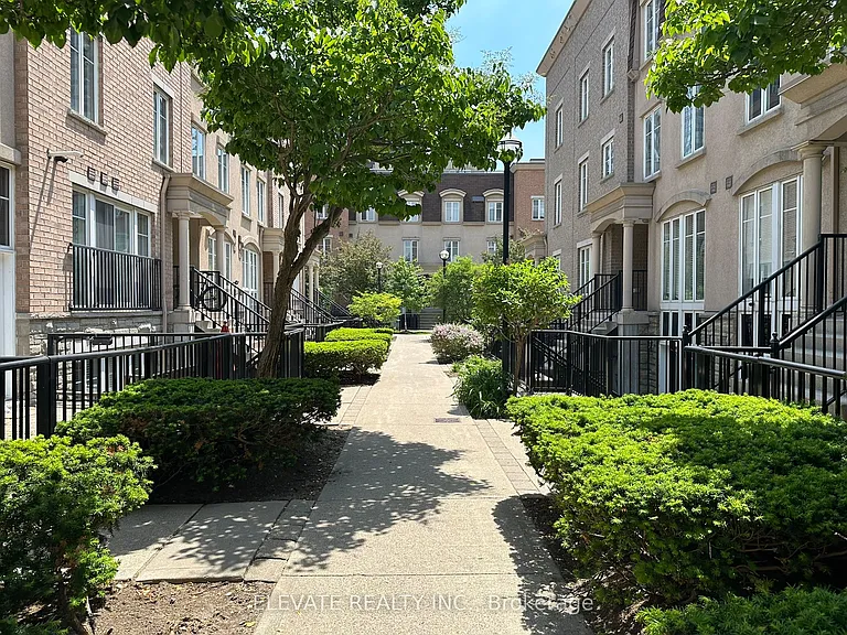 42 Western Battery Rd #706 — Photo 16