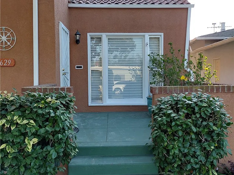 1629 Cota Ave — Photo 3