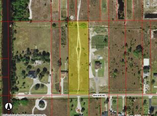 2391 43rd Ave NE, Naples, FL 34120