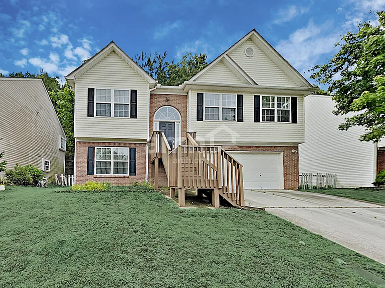 5950 Hickory Springs Dr — Photo 1