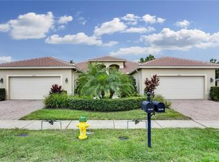 16124 Amethyst Key Dr, Wimauma, FL 33598