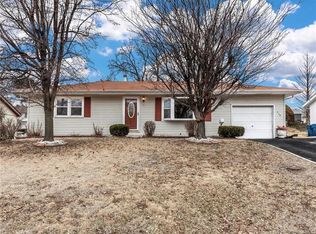 210 Cheryl Dr, Collinsville, IL 62234