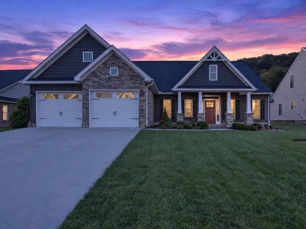 2521 Woods Meadow Ct, Salem, VA 24153