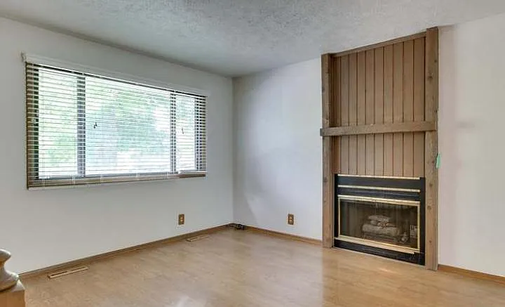 14812 Edna St — Photo 11
