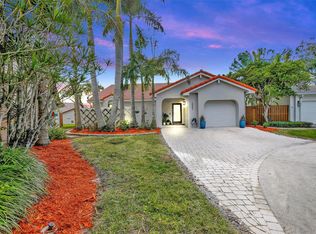 2083 Augusta, Weston, FL 33326