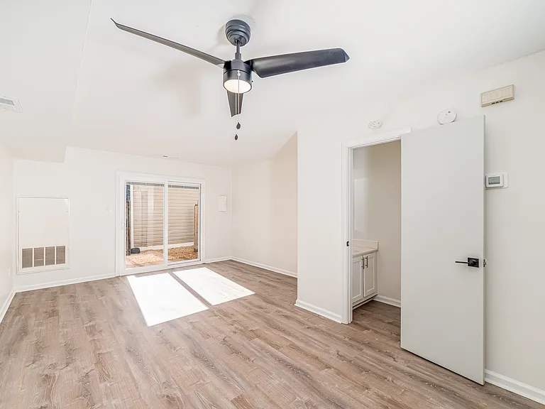 9400 1st View St Townhomes — Photo 32