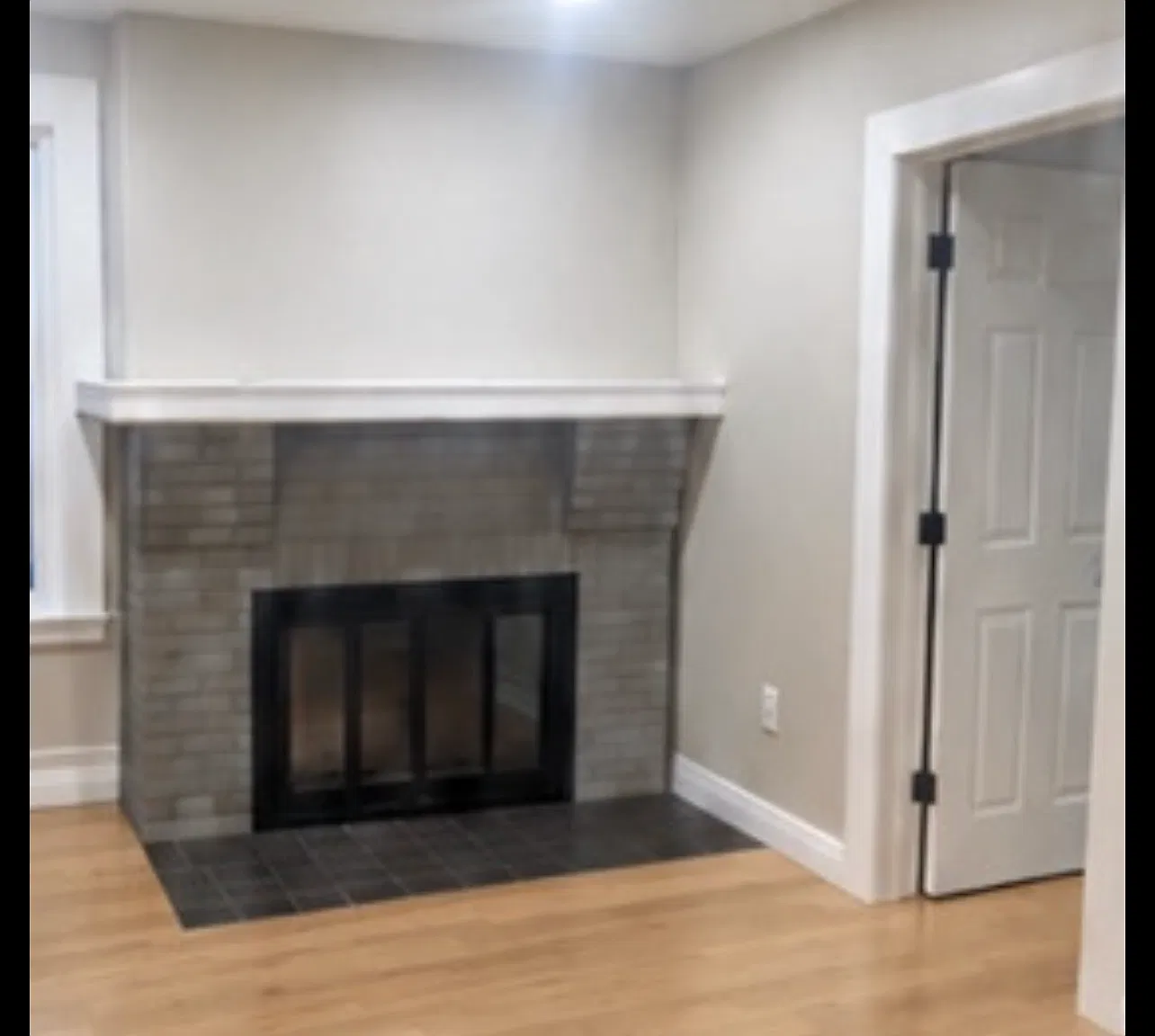 3 bed, 1000 sqft, $2,500 — Photo 3
