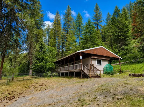 3827 25th Hwy S #B, Gifford, WA 99131