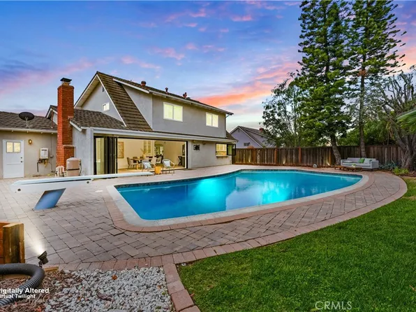 26635 Saddleback Dr, Mission Viejo, CA 92691