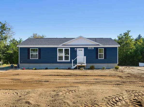 35 Margarets Way, Ossipee, NH 03864