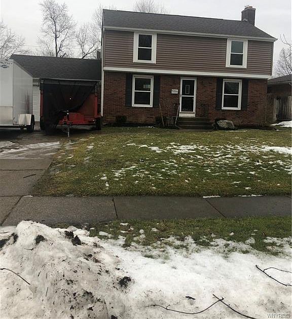 1st image of 105 Clearfield Dr