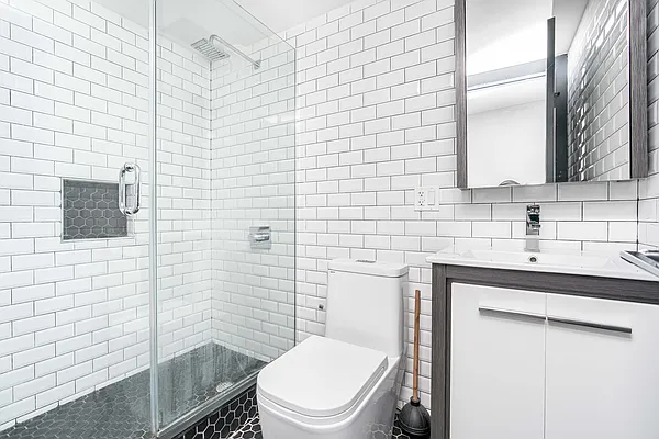 Rented by Bright Villas LLC | media 9