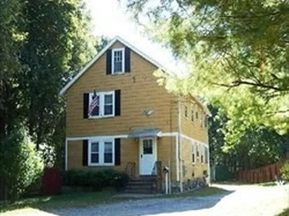83 Woburn St #83, Lexington, MA 02420
