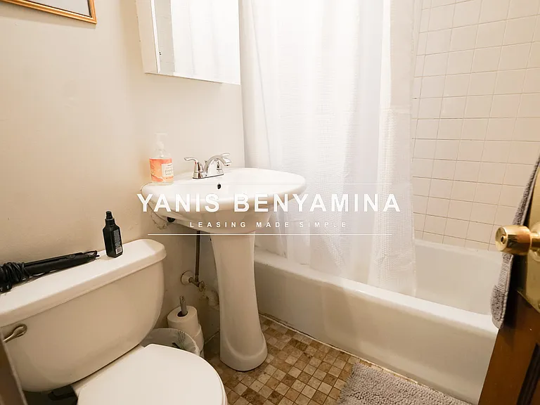 86 Glenville Ave #15 — Photo 11